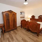 בית כפרי Horni Strakuv Mlyn